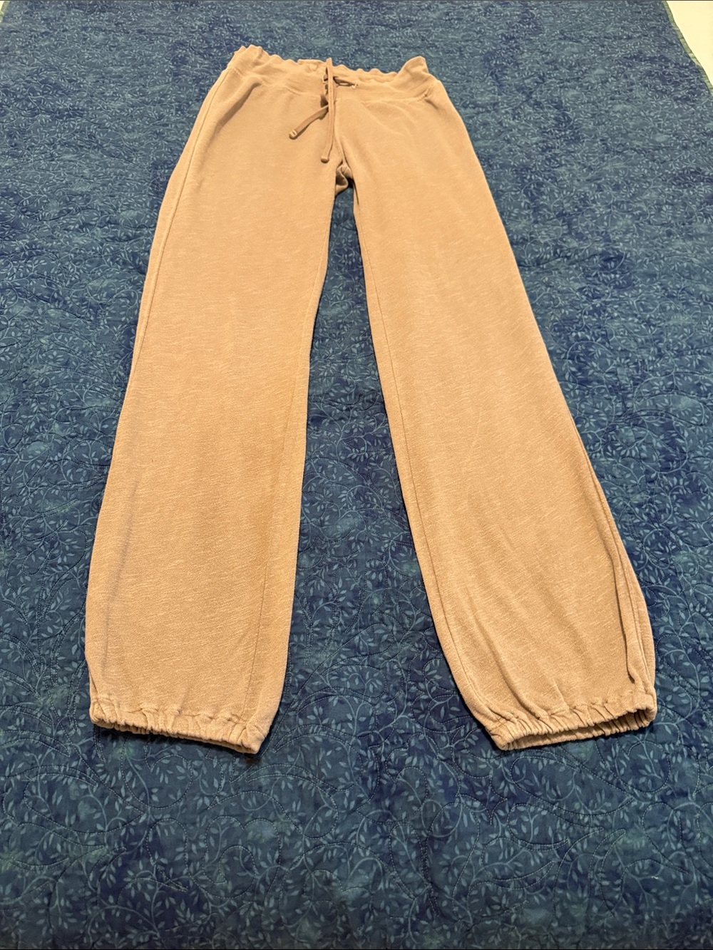 James Perse Cozy Drawstring Lounge Pants - Taupe. Size 1